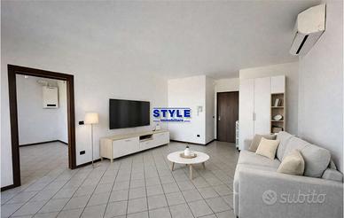 LUMINOSO APPARTAMENTO 3 CAMERE IN CENTRO PAESE