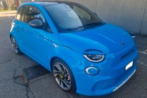 Abarth 500e Scorpionissima