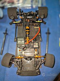automodello Xray X12 .16 da  pista 