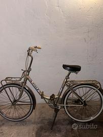 Eleganza Vintage: La Bicicletta da Città Perfetta