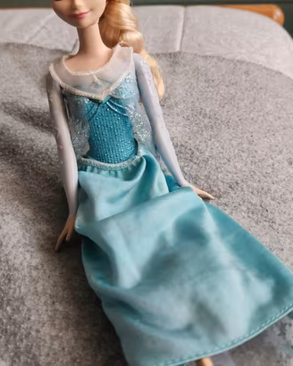bambola Elsa 