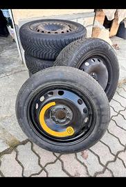 Gomme invernali VREDESTEIN 185/65/R15 con ruotino