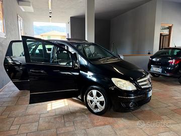 Mercedes-benz B 200 Turbo Sport