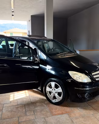 Mercedes-benz B 200 Turbo Sport