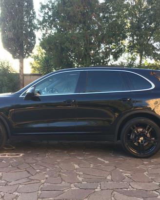 Ricambi Porsche Cayenne 3.0 diesel anno 2011