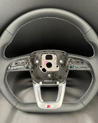 Volante Sterzo Piatto Tagliato SLine Audi A4 Q7 Q8