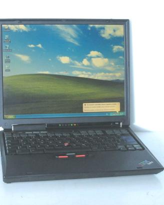 Pc portatile con porta parallela IBM R30