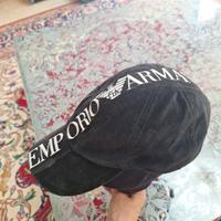 EMPORIO ARMANI CAPPELLO CON VISIERA 