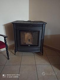 Stufa camino a pellet