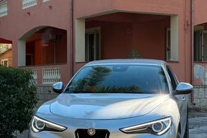 Alfa Romeo Stelvio 210 CV