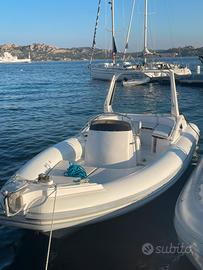 Efb 8 metri gommone 5.7 mercruiser