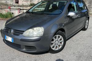 Volkswagen Golf 1.6 16V FSI 3p. Sportline