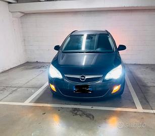 Opel astra sport tourer