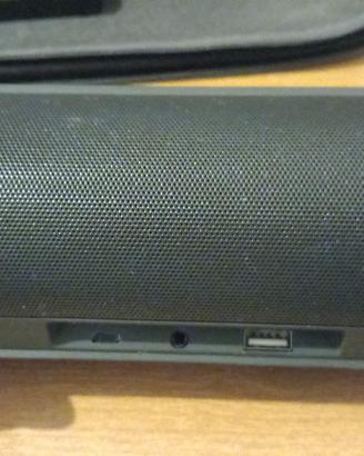 cassa JBL