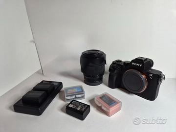 Macchina fotografica + accessori A7II