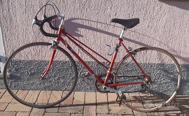 Bicicletta da corsa da donna