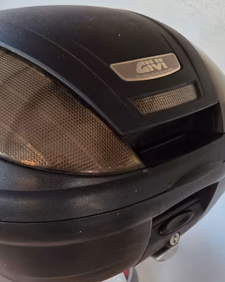 Bauletto Givi Monolock System