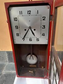 Pendolo parete da restaurare