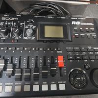 multitraccia zoom r8
