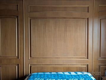 Rivestimento legno camera.Scenografia