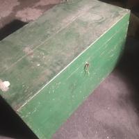 Vecchio baule in legno