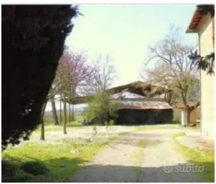 Immobile in asta di 30051 m² a Arezzo - Altro