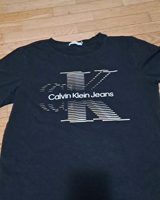 T-shirt Calvin Klein