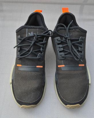 Adidas NMD R1 Black Solar Red size 43 1/3