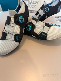 Scarpe UYN  in tessuto elastico e carbonio