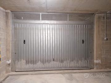 Garage via Beccaria 23