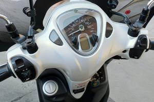Scooter Yamaha modello Delight 125 Km 12.000