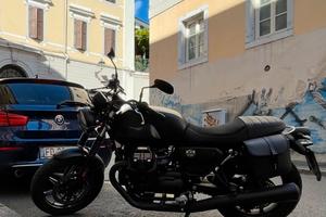 Moto Guzzi V7