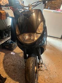 Pezzi ricambio scooter ( Peugeot Vivacity)