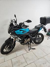 QJ motor SRT 600 SX 2025