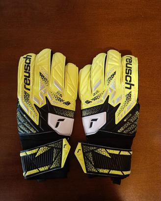 guanti da portiere 