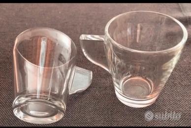 Due tazzine da caffe in vetro