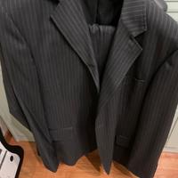 Abito gessato grigio