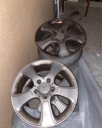 Cerchi in lega Mercedes 16”