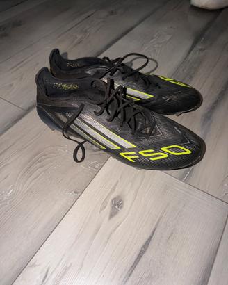 Scarpe da calcio adidas f50