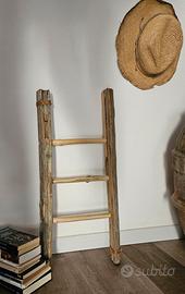 Scaletta decorativa in legno 