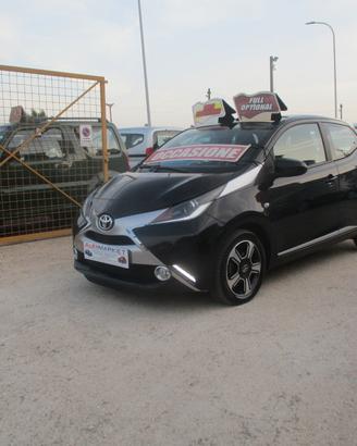 Toyota Aygo 1.0 VVT 5 porte STRAFULL!! 2015