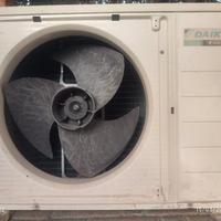 Daikin macchina esterna condizionatore 