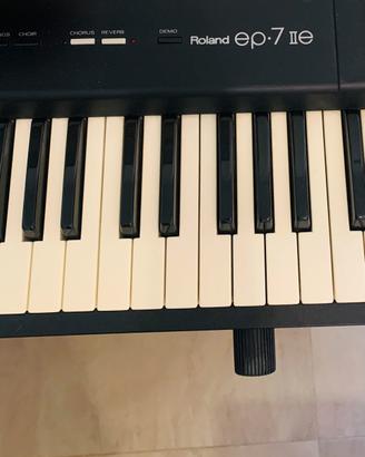 Pianoforte digitale Roland ep.7II e