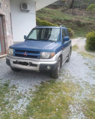 Mitsubishi pajero pinin