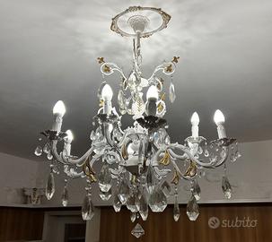 Lampadario stile veneziano con pendenti a goccia
