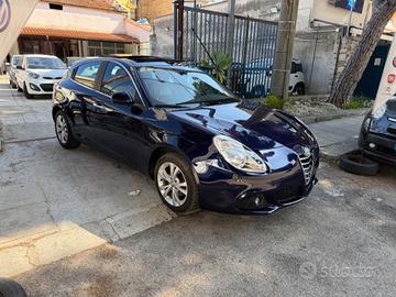 Alfa Romeo Giulietta 1.6 JTDm-2 Distinctive Full O