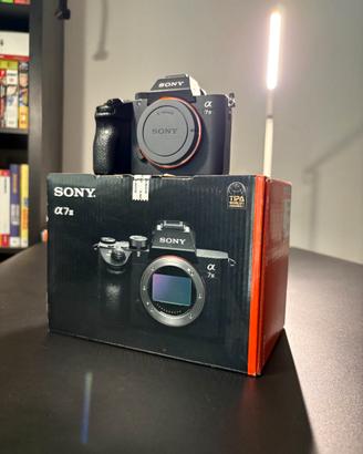 Sony Alpha 7 III solo corpo + cage SmallRig