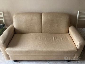 Divano 2 posti