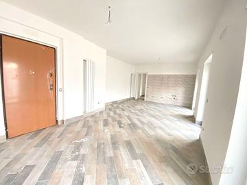 Via Madonna delle Grazie; 4Vani+2Posti Auto MAF526