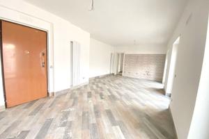 Via Madonna delle Grazie; 4Vani+2Posti Auto MAF526